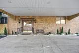 1602 Gardiner Ln - Photo 24