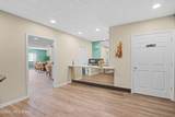 1602 Gardiner Ln - Photo 32