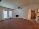 1103 Powerhouse Ln - Photo 3