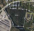 627 Broadway St - Photo 4