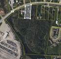 627 Broadway St - Photo 6