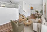 2745 Grinstead Dr - Photo 19