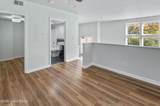 2745 Grinstead Dr - Photo 22
