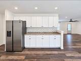 1518 Deering Ln - Photo 6