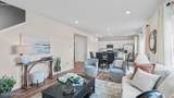 6402 Meadow Creek Ct - Photo 14