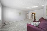 1935 Gardiner Ln - Photo 13