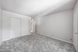 1935 Gardiner Ln - Photo 24