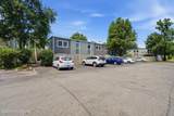 1935 Gardiner Ln - Photo 28