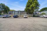 1935 Gardiner Ln - Photo 29