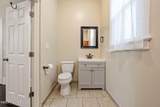 813 1/2 Swan St - Photo 15