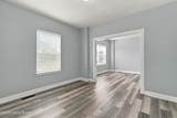 956 Floyd St - Photo 1