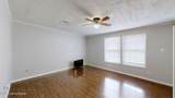 1117 6th St - Photo 3