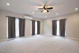 1096 Eastview Rd - Photo 38