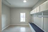 1096 Eastview Rd - Photo 42