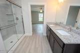 5008 Woodridge Lake Blvd - Photo 21
