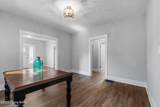 4149 Greenwood Ave - Photo 11