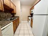 907 Hackberry St - Photo 4