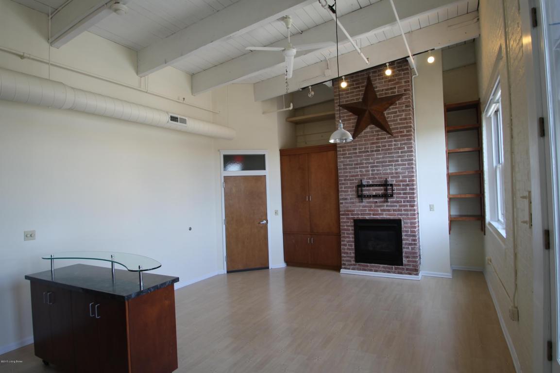 214 8th St - Photo 1