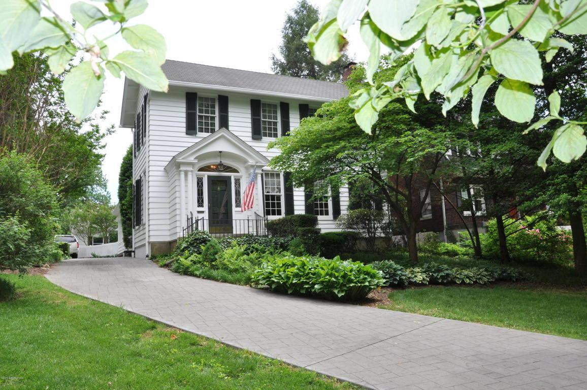1256 Eastern Pkwy - Photo 1