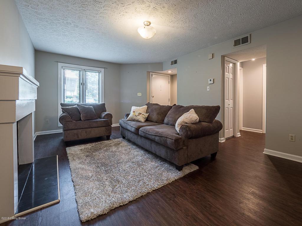 302 Crescent Spring Dr - Photo 1