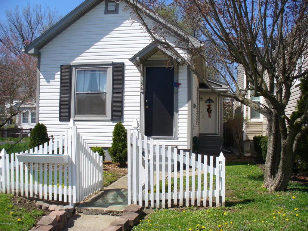 1226 Fischer Ave - Photo 1
