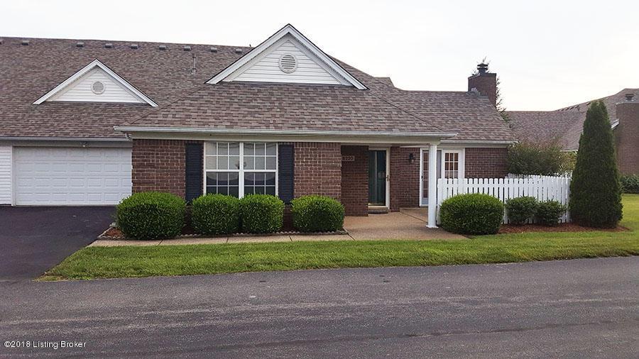 8220 Eagle Creek Dr - Photo 1