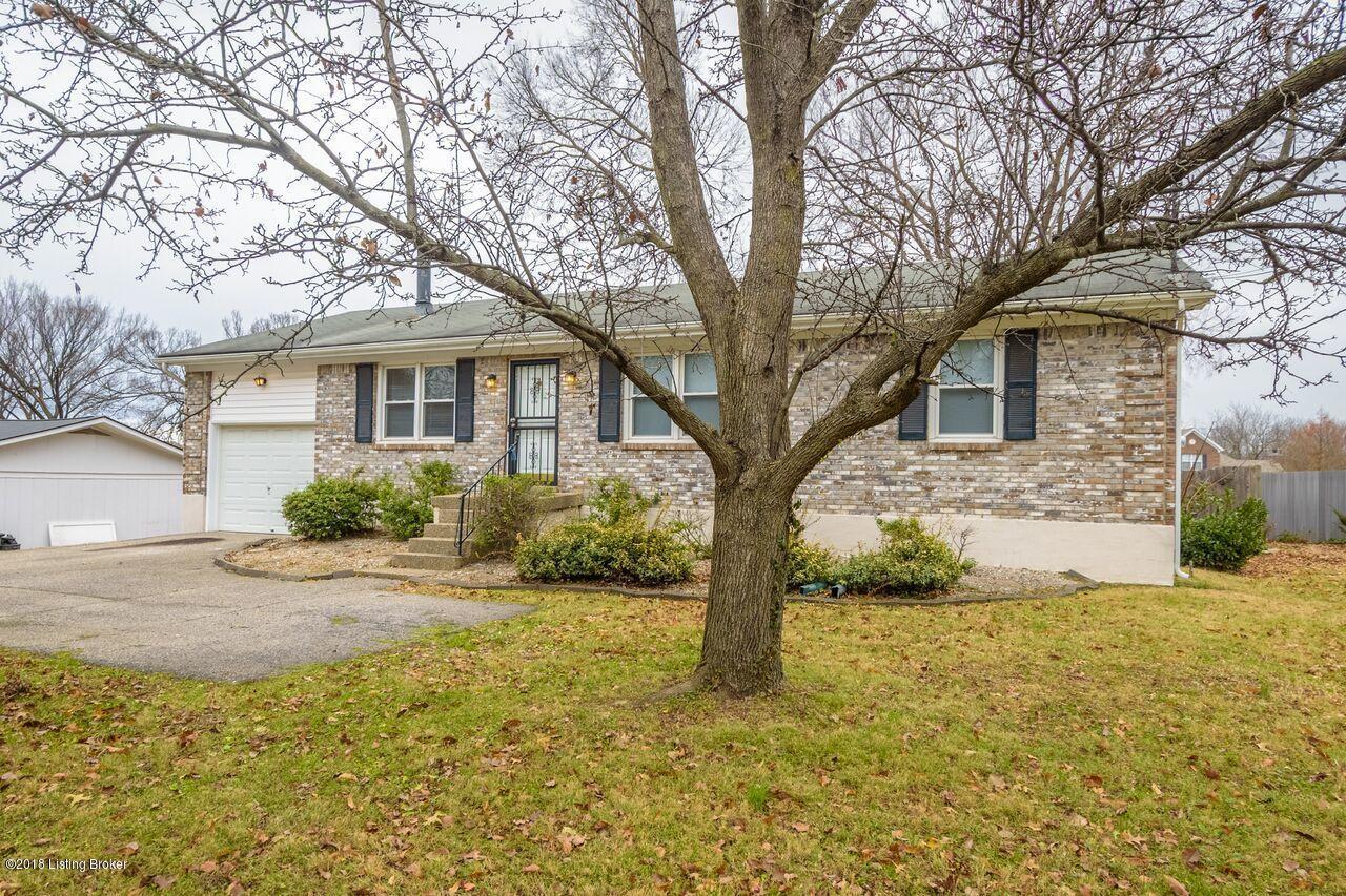 1607 Ormsby Ln - Photo 1