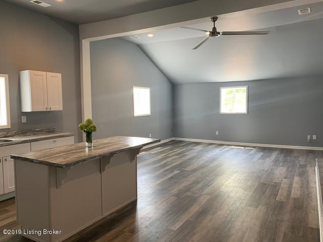 1032 Milton St - Photo 1