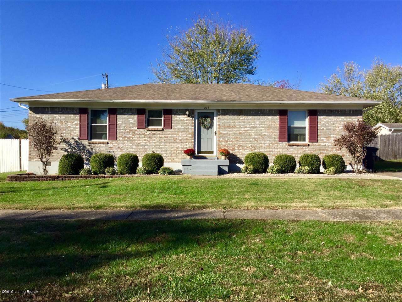104 Anderson Ct - Photo 1
