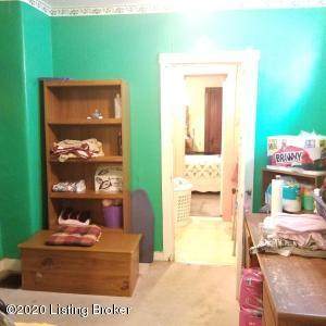 2123 Wilson Ave - Photo 1