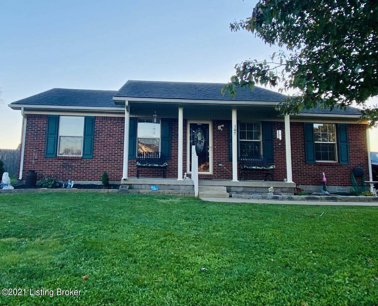 107 Crystal Springs Dr - Photo 1