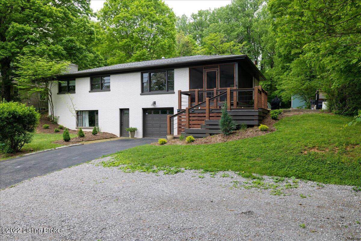 416 Cherry Ln - Photo 1