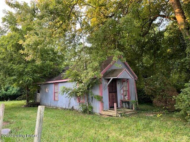 319 Cardin St - Photo 1