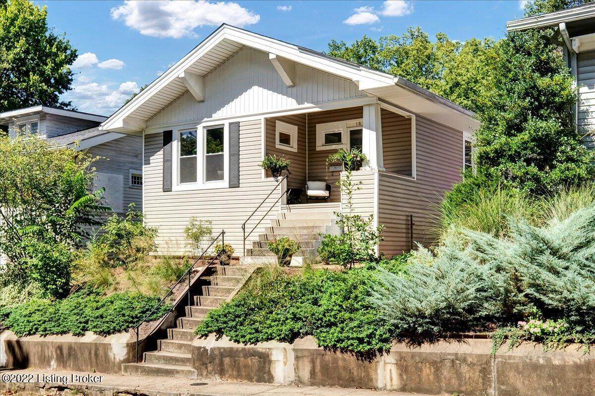 1615 Edgeland Ave - Photo 1