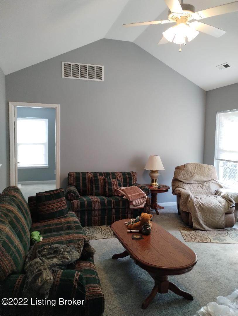 335 Cherry St - Photo 1