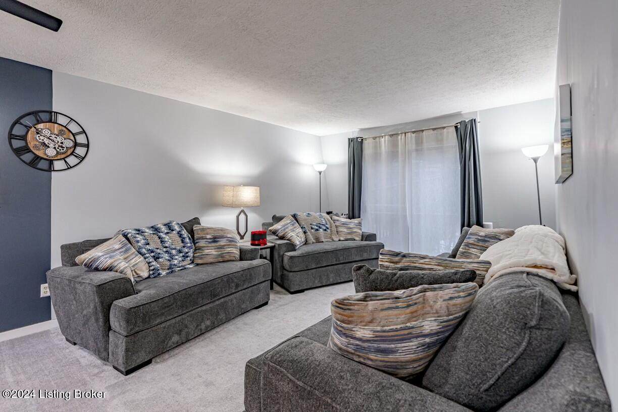 728 Zorn Ave - Photo 1