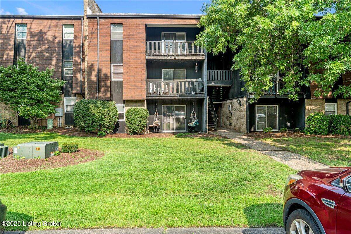 3504 Lodge Ln - Photo 1