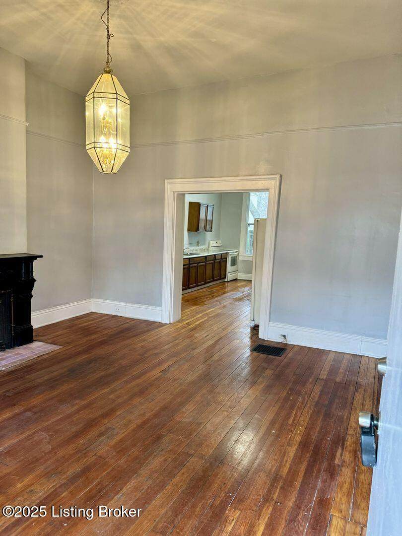1236 Floyd St - Photo 1