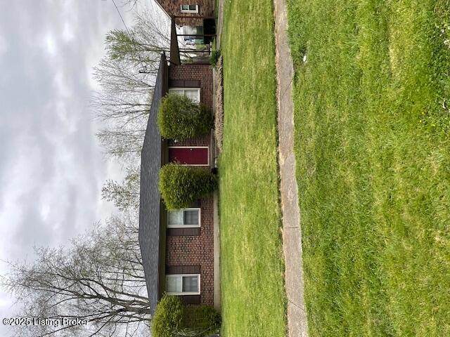 9103 Cedarwood Dr - Photo 1