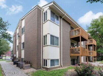1720 2nd St - Photo 1