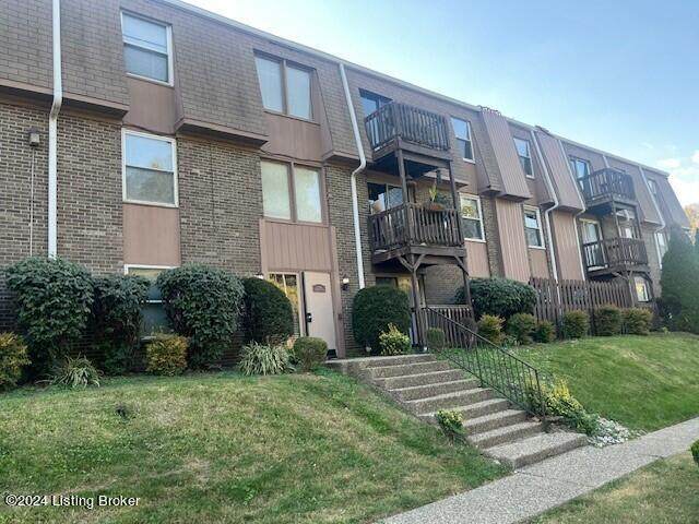 728 Zorn Ave - Photo 1