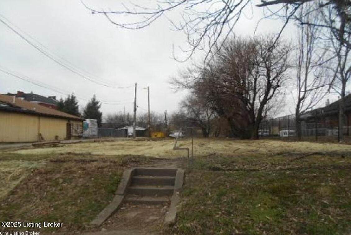 1144 Preston St - Photo 1