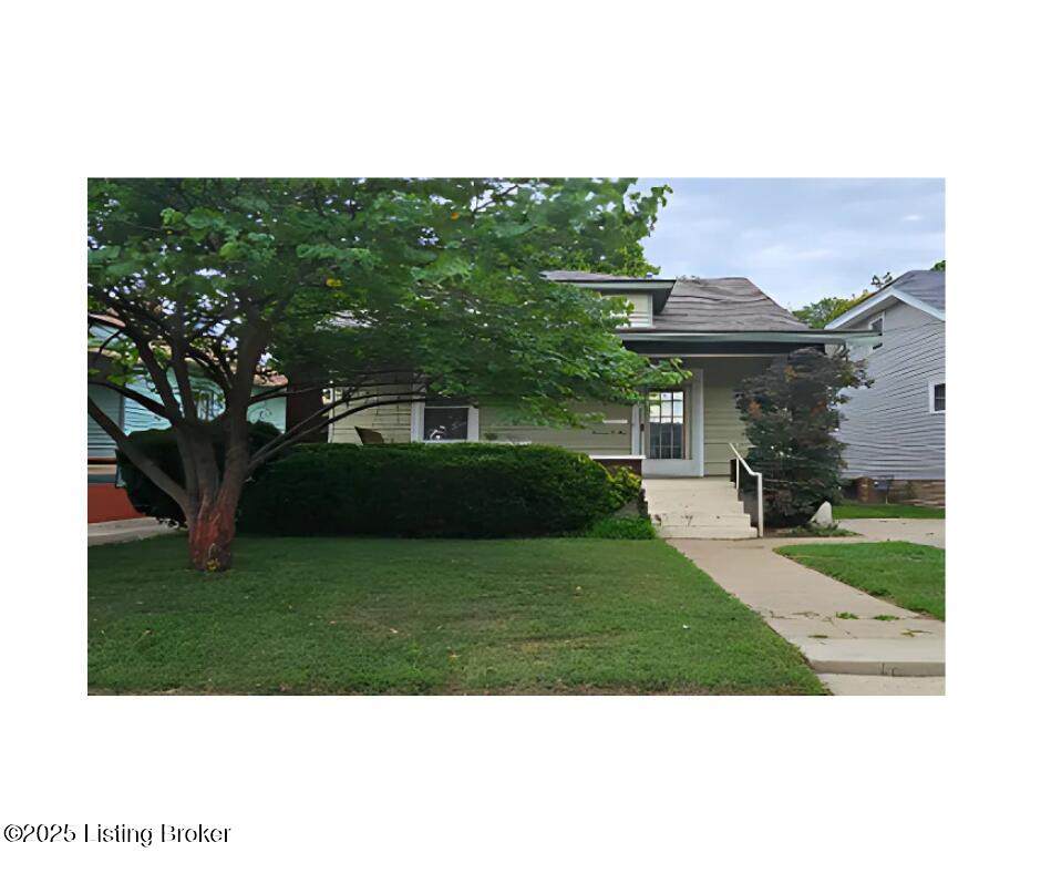 1105 Julia Ave - Photo 1