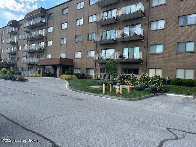 3030 Breckenridge Ln - Photo 1