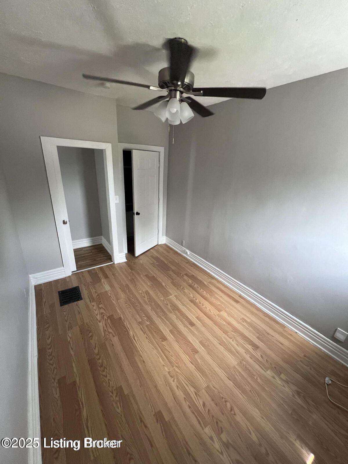 1342 Hickory St - Photo 1