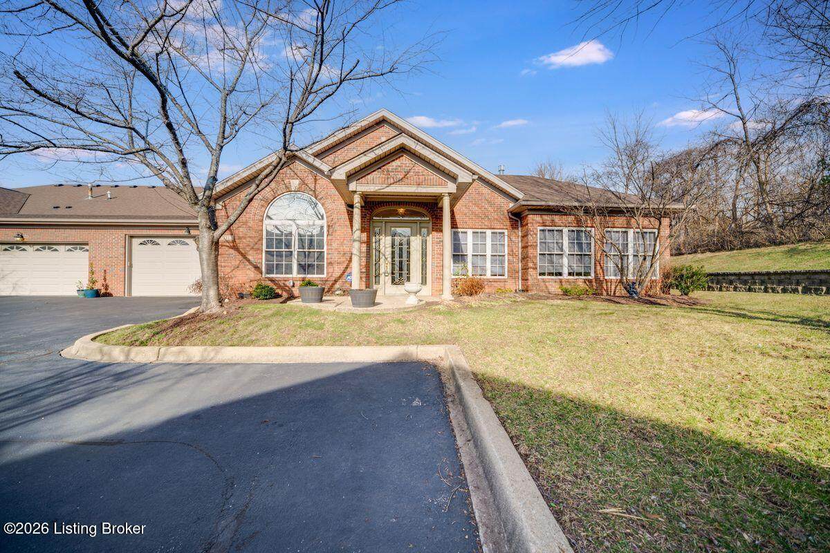 711 Savoy Rd - Photo 1