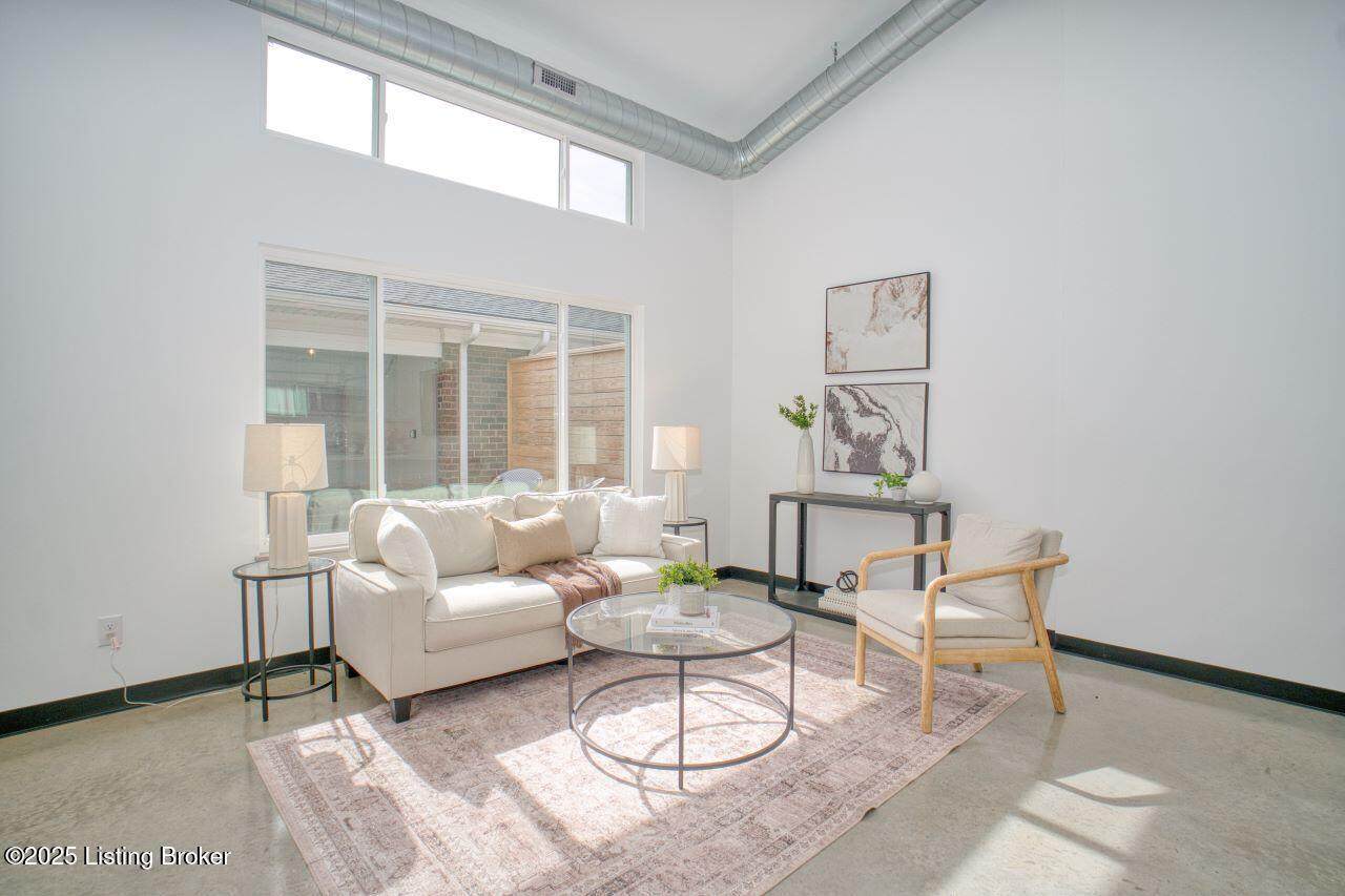 606 Burnett Farm Ln - Photo 1