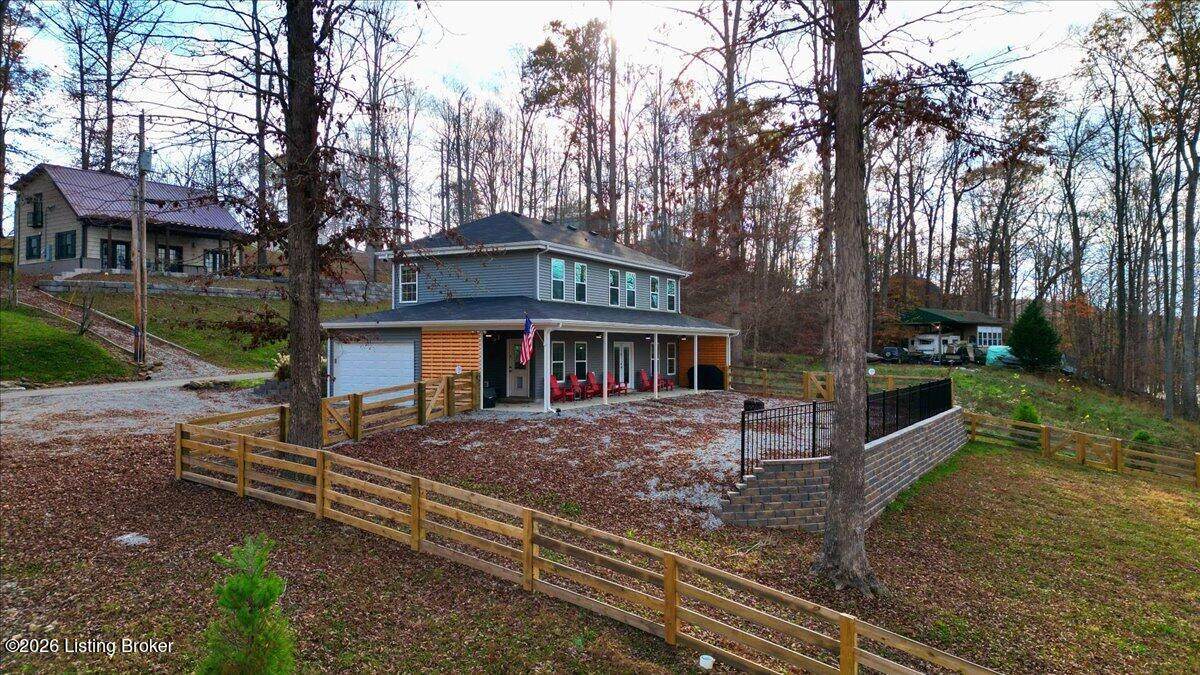 https://bt-photos.global.ssl.fastly.net/louisville/orig_boomver_1_1706031-2.jpg