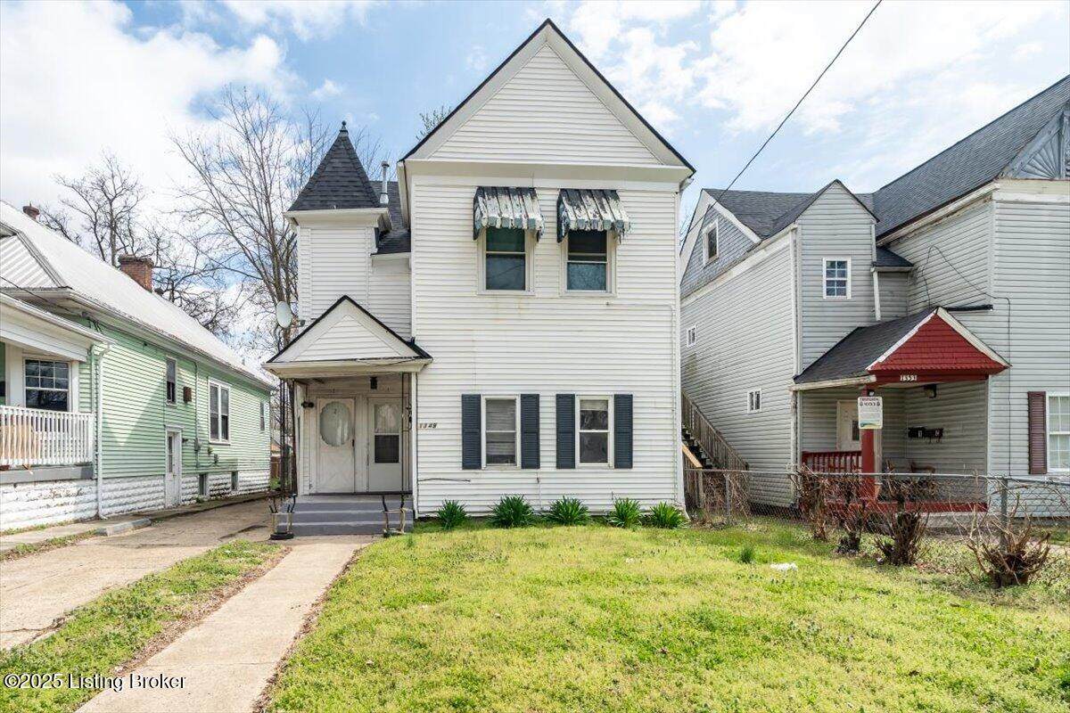 1349 Olive St - Photo 1