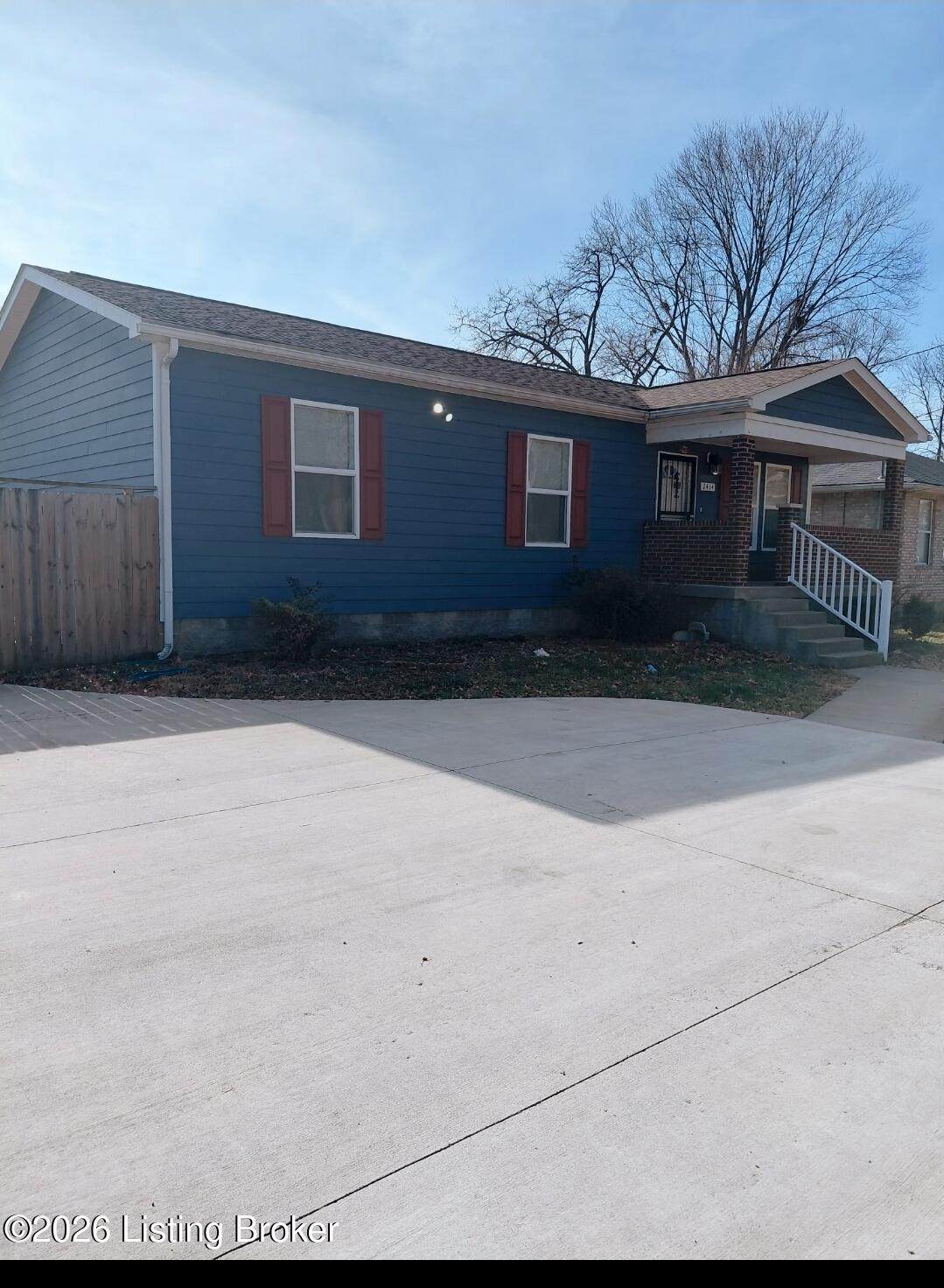 2414 Landrum Ave - Photo 1